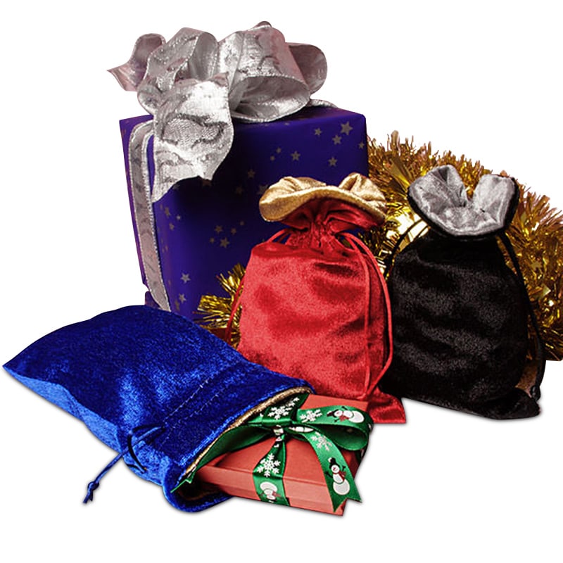 Gold Or Silver Inside Velvet Bag