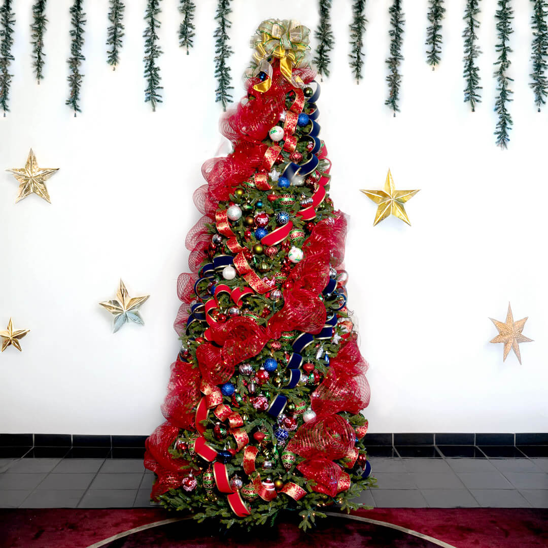 Mastering the Art of Christmas Tree Decorating: Tips &amp; Tricks from Paper Mart